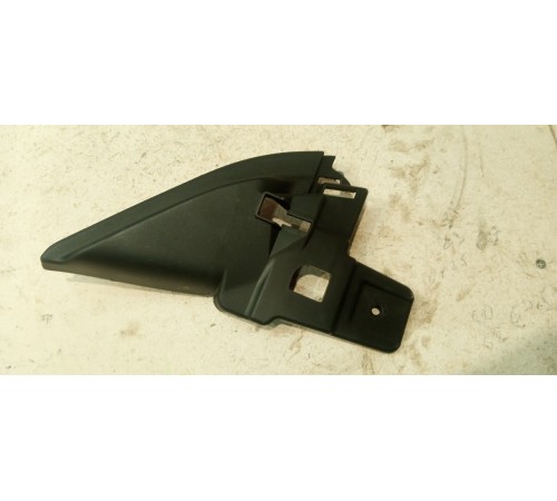 Накладка двери передней левой внутренний треугольник