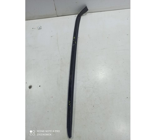 Молдинг лобового стекла(левый)