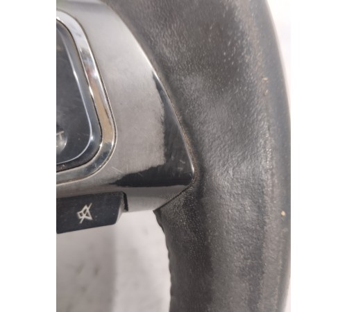 Рулевое колесо (руль) с многофунциональными кнопками