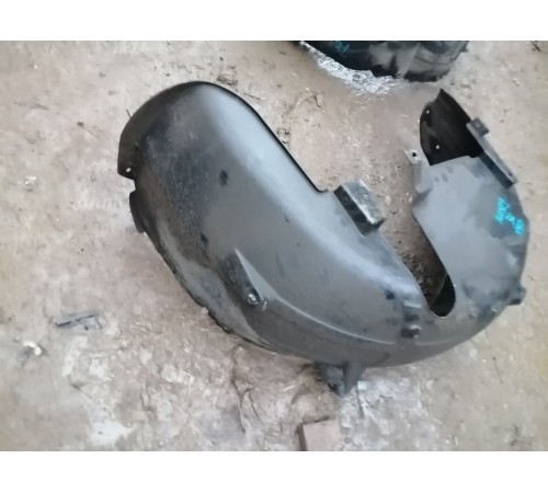 Локер (подкрылок) задний левый