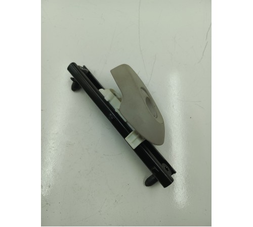 Механизм регулировки ремня безопасности по высоте передний