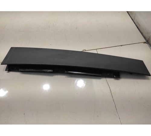 Накладка двери (задняя, левая)