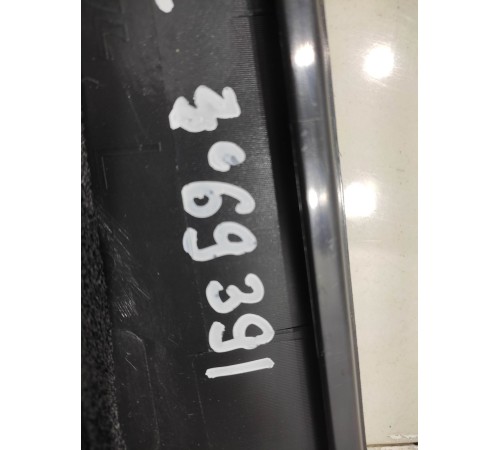 Накладка двери (задняя, левая)