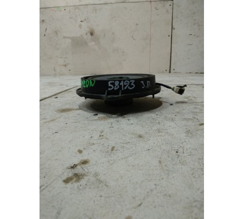 Динамик двери задний правый