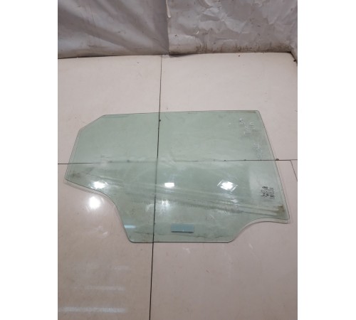 Стекло двери (заднее, правое)