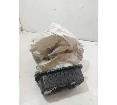 Подушка безопасности пассажира, в торпедо