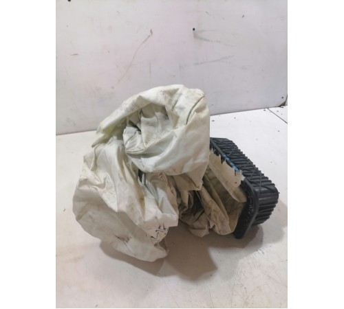 Подушка безопасности пассажира, в торпедо