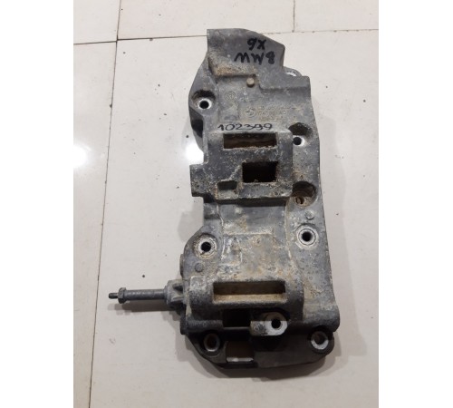 Кронштейн компрессора кондиционера/генератора