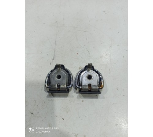 Крючки багажника