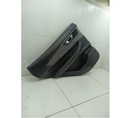 Обшивка двери задняя левая