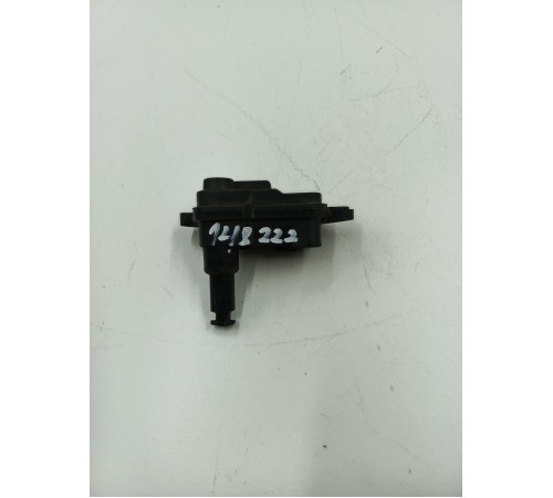 Активатор замок лючка бензобака