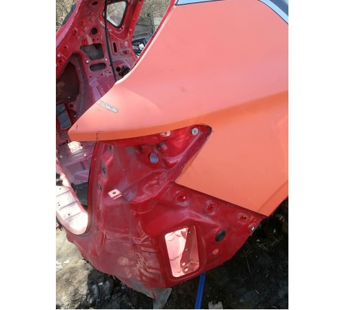 Крыло заднее правое