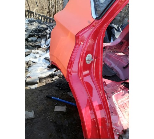 Крыло заднее правое