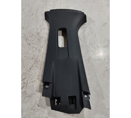 Обшивка стойки левая верхняя