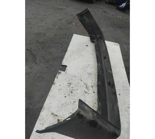 Задний бампер