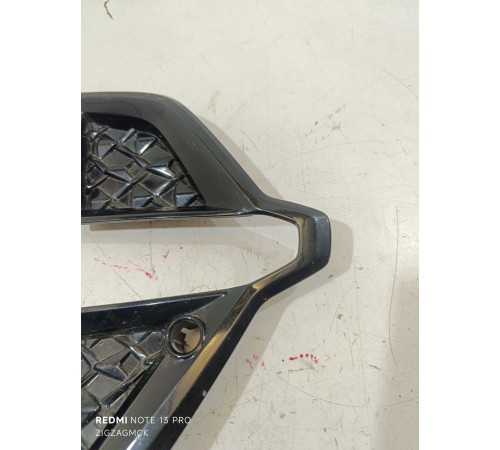 Накладка противотуманной фары правая