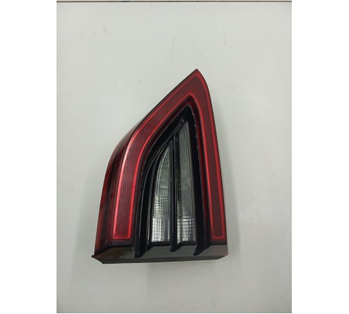 Фонарь задний правый внутренний