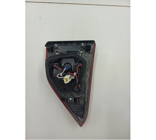 Фонарь задний правый внутренний