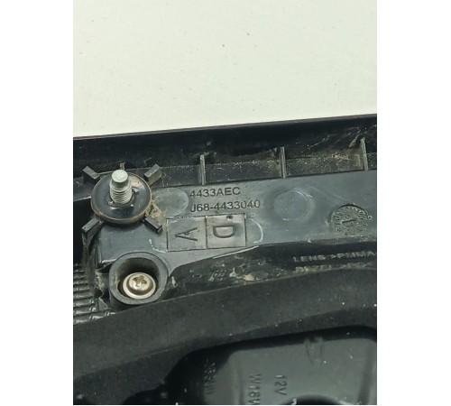 Фонарь задний правый внутренний