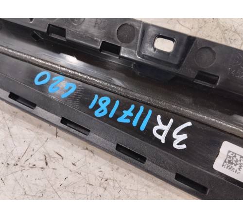 Накладка двери задняя правая