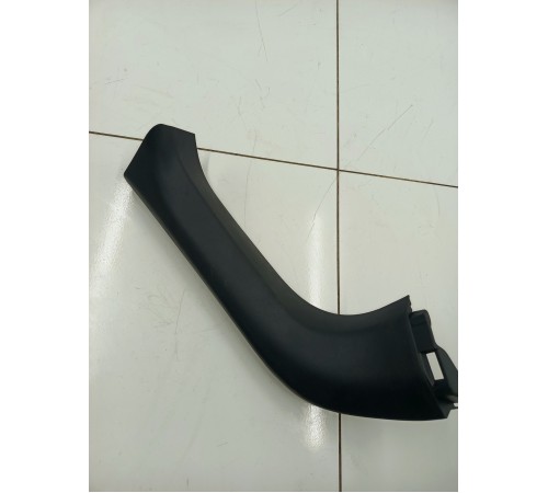 Обшивка крышки багажника левая