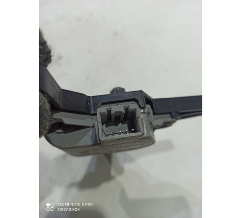 Моторчик привода заслонок отопителя