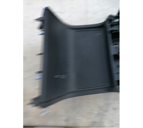 Подлокотник с бардачком