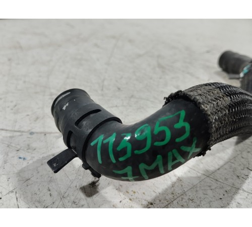 Патрубок системы охлаждения