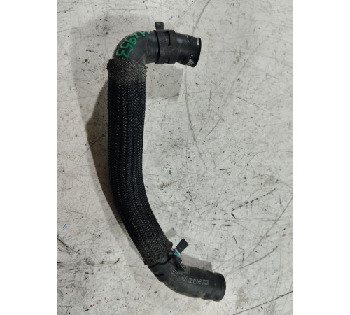 Патрубок системы охлаждения