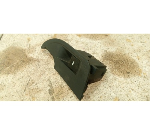 Кнопка стеклоподьемника