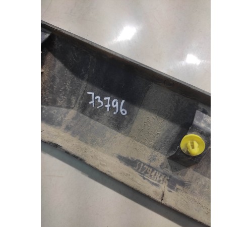 Накладка двери (задняя, правая)