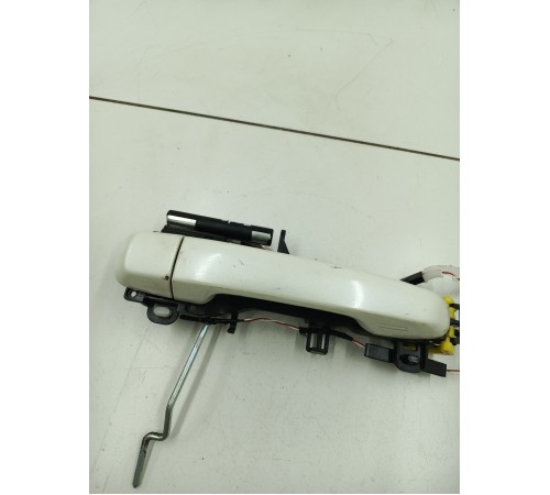 Ручка двери передняя правая наружная