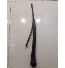 Поводок стеклоочистителя (задний)