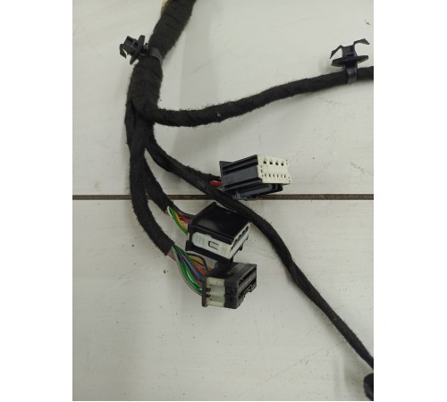 Электропроводка двери передняя левая