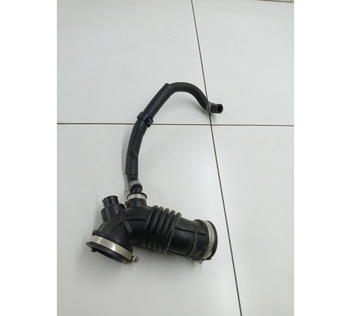 Патрубок воздушного фильтра