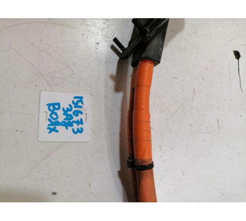 Силовой высоковольтный провод задний