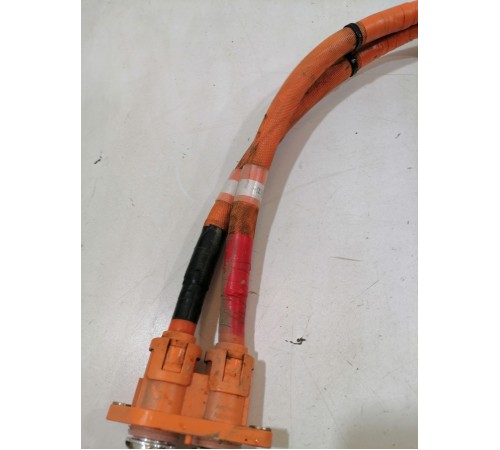 Силовой высоковольтный провод задний