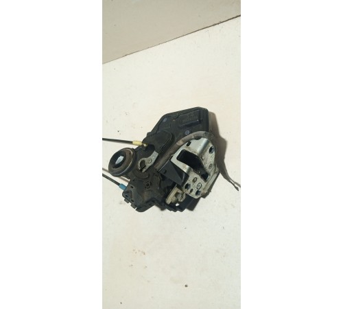 Замок двери Задней правой