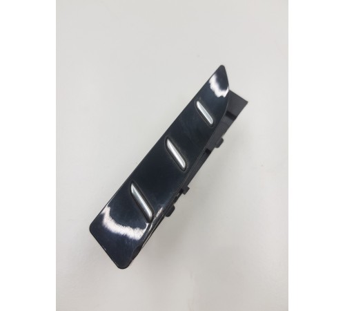 Кнопки центральной консоли сенсорные