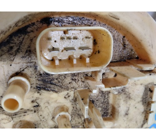 Насос топливный