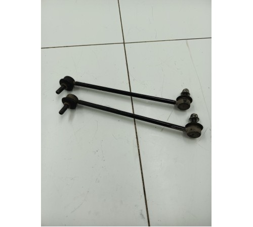 Стойка переднего стабилизатора 2 шт.