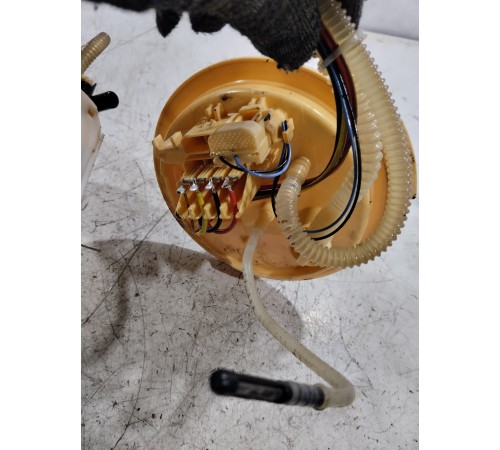 Насос топливный