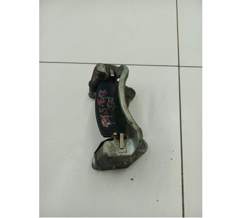 скоба переднего суппорта 