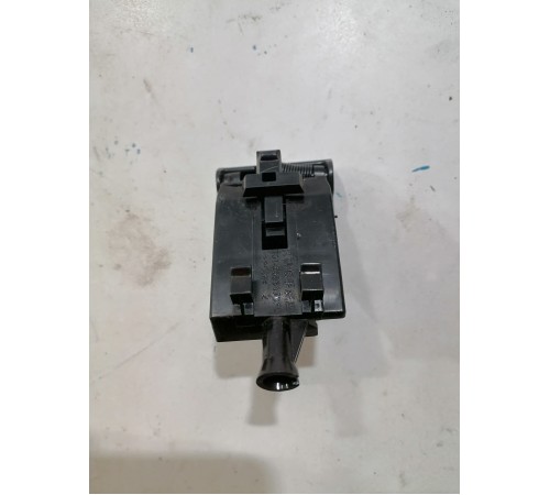 Ручка открывания капота