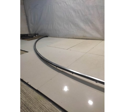 накладка декоративная наружняя(левая)