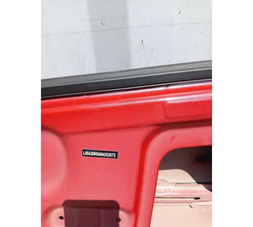 Дверь задняя правая