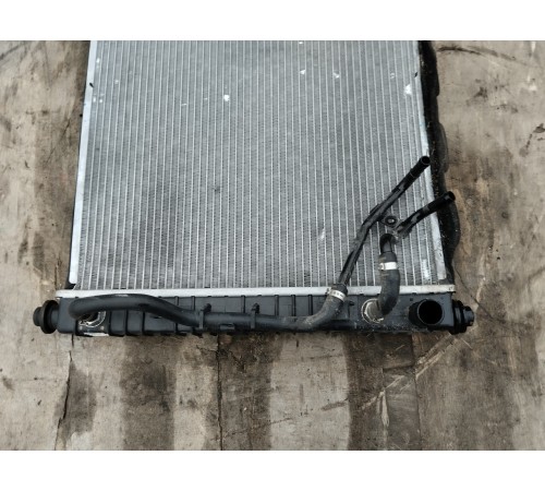 Радиатор охлаждения двигателя