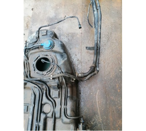 Бак топливный