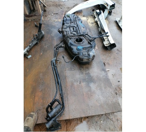 Бак топливный