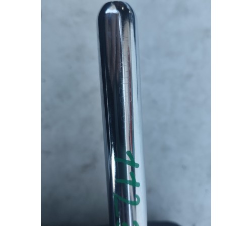 Подголовник задний центральный